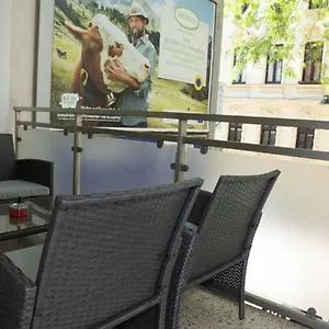 Christiano Naschmarkt Apartment Vienna